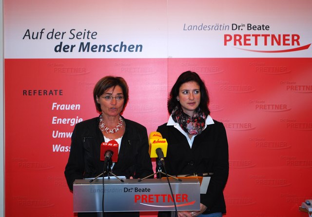 LRin Prettner und stv. Frauenbeauftragte Fuchs präsentierten neue Maßnahme zum Schließen der Einkommensschere "Frauen verdienen mehr! Kärnten kann mehr!"