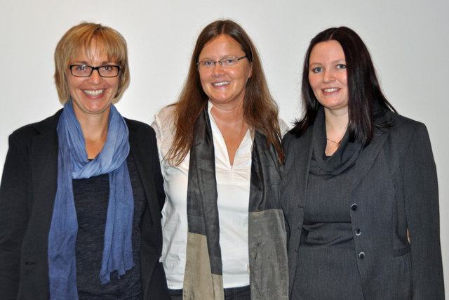 Im Bild die drei Psychologinnen Mag. Elisabeth Zöhrer, MMag. Cornelia Schallhart und Mag. Dr. Maria Stippler (v. l.).