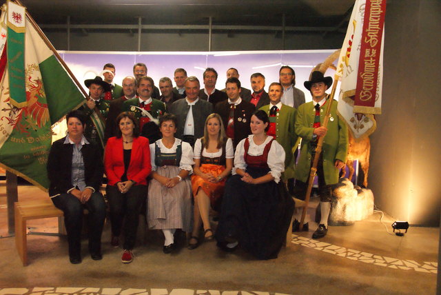 Sensationell: 25 Vereine aus der Region Kaunergrat sind beim Tiroler Ball im Wiener Rathaus vertreten.