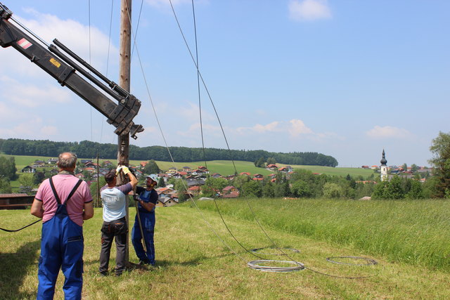Vergraben: Die alten Masten in Berndorf sind fast alle durch Erdkabel ersetzt.