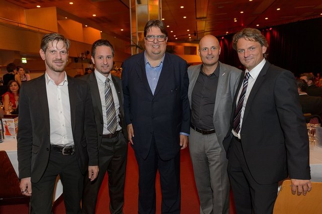 Gerd Leitner (Meine Woche Chefredakteur), Markus Bauer (Sabstelle Verkauf), Klaus Schauer (RMA Vorstand), Robert Mack (Woche-GF) und Dieter Pucker (Woche Anzeigenleiter)