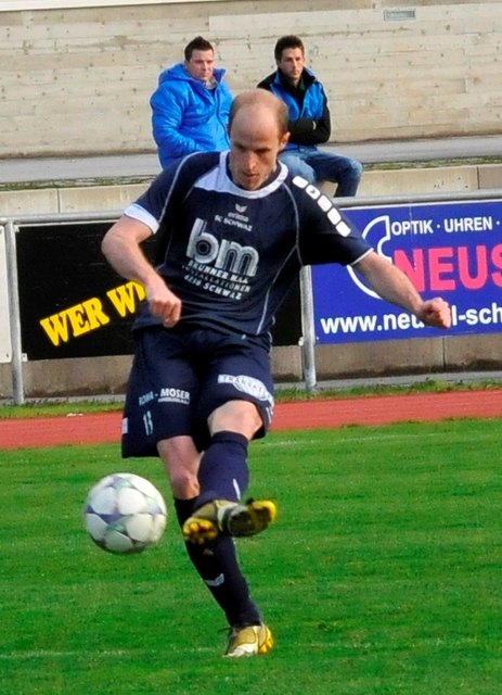 Roland Micheler brachte mit seinem Treffer die Wende im Spiel gegen Hall. | Foto: Schmied