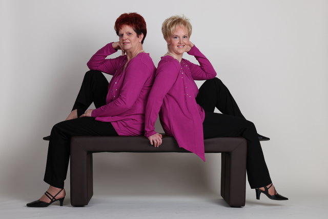 Das Mutter-Tochter-Duo Inge & Sonja aus Dietach.
