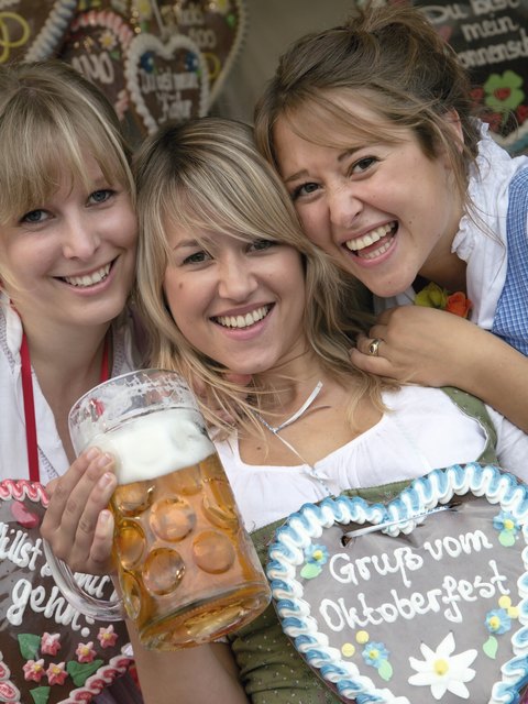 Am 25. Oktober wird im Rathaus-Innenhof und im Rathauskeller gefeiert.