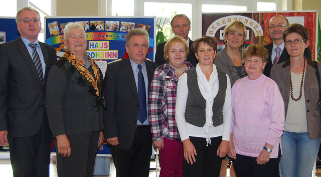 VHR Dr. Otto Huber, Ludmilla Klinger, LAbg. Franz Mold, Brigitte Fragner, Dir. Anton Kellner, Margit Frühwirth, LR Mag. Barbara Schwarz, Erna Bleich, Dir. Franz Oels, Ilse Böhm.