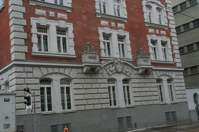 Toll renoviert: die Feuerwehrstation in der Sonnwendgasse 14.