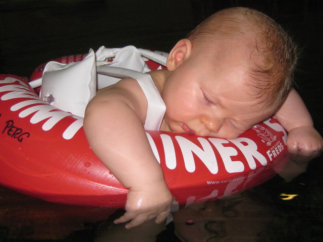 Also Mama, Babyschwimmen ist schon sehr anstrengend!