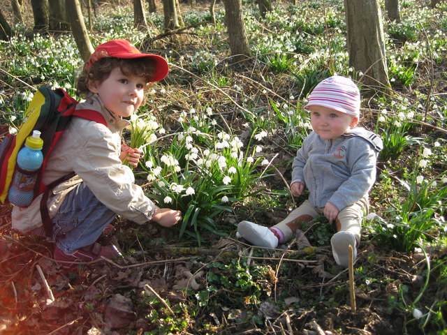 Der Frühling... die schönste Zeit im Jahr, auch unsere 2 Mädls sind Frühlingskinder!!
