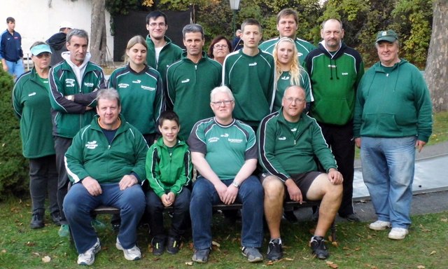 MGC ASKÖ Herzogenburg stehend: Feiwickl Helga, Marton Josef, Haberl Evelyn, Parizek Patrick, Fikota Ernst, Stingl Sonja, Flicker Manuel, Flicker Alexandra, Teufl Thomas, Stingl Erwin, Feiwickl Hermann, sitzend: Grundner Andreas, Haberl Florian, Feiwickl Andreas, Stingl Egon