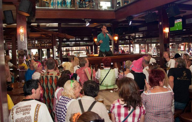 Düsenflitz bei seinem kürzlichen Auftritt im Bierkönig auf Mallorca.