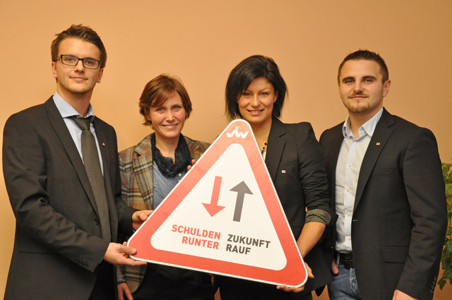 Von links: A. Höllinger, A. Kneidinger, T. Kandlbinder, P. Oberngruber.