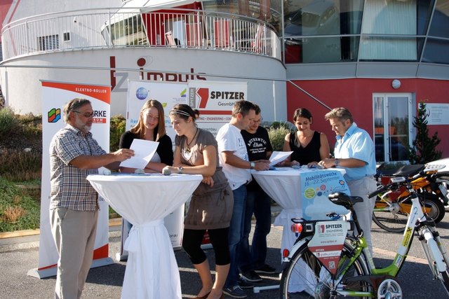 Ein Informationsstand auf der Impulsmesse 2012 stellte die Ziele der EnergieIMpuls erstmals vor | Foto: KK