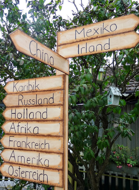 Das Motto des heurigen HBLW Balls: "Grenzenlos-Aufbruch in neue Welten" | Foto: privat