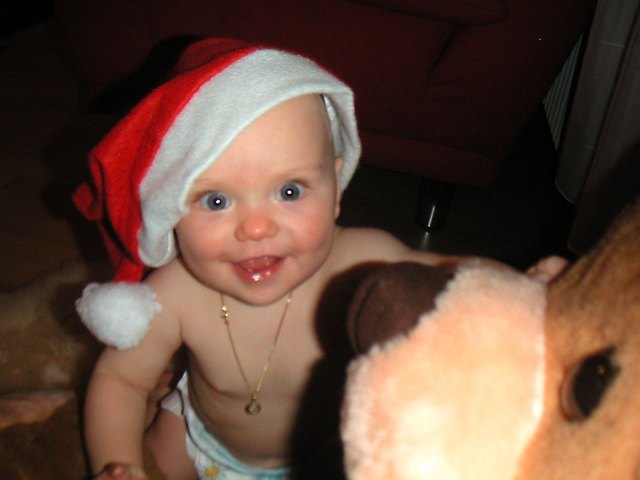 unsre kleine Maus - als Nikolaus :-)
