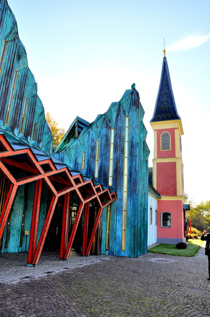 Eingang zur Kirche