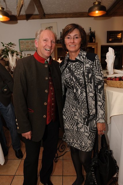 Neuestes Mitglied mit den Spargel und Ganslwirten: Restaurant Knes mit Peter Makula. In Begleitung von Christine Beehr