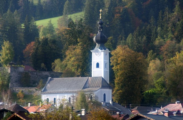 Aus der Pfarrkirche in Greifenburg wird der Gottesdienst österreichweit live übertragen