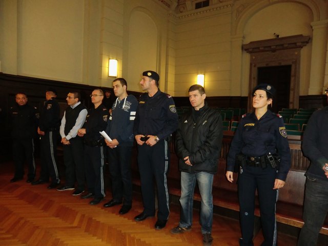 Die Bankomatbande musste am Landesgericht St. Pölten für ihre Taten die Verantwortung übernehmen. | Foto: Ilse Probst