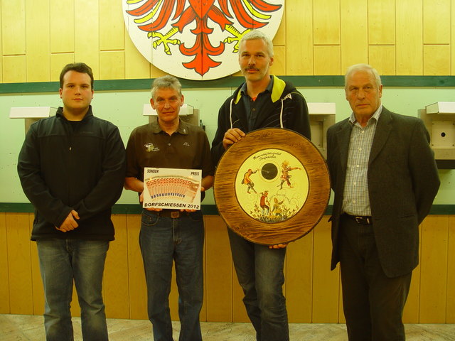 Gewinner des Sonderpreises: Kirchmair P., Kircheebner O., Kollmitzer F., Kollmitzer O.
