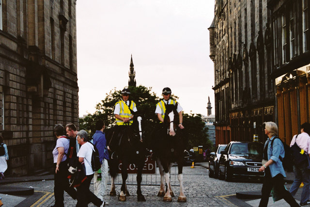 Berittene Polizei in der Stadt