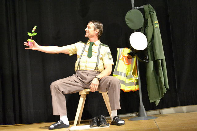 Joe Katsch in "Willkommen in Nedderknöfl"