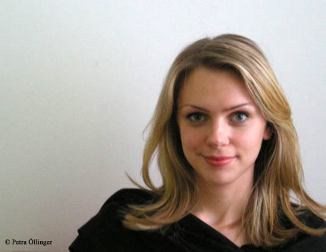 Susanne Gregor liest aus ihrem aktuellen Roman „Kein eigener Ort“.