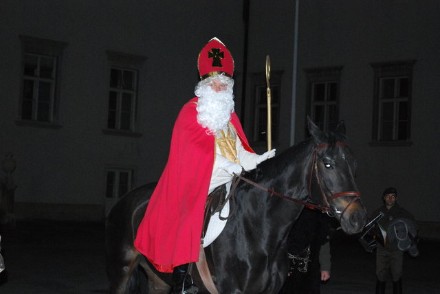 Der Hl. Nikolaus mit ...