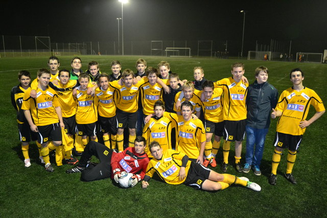 Das erfolgreiche Team der LFS St. Andrä mit einigen Fans.