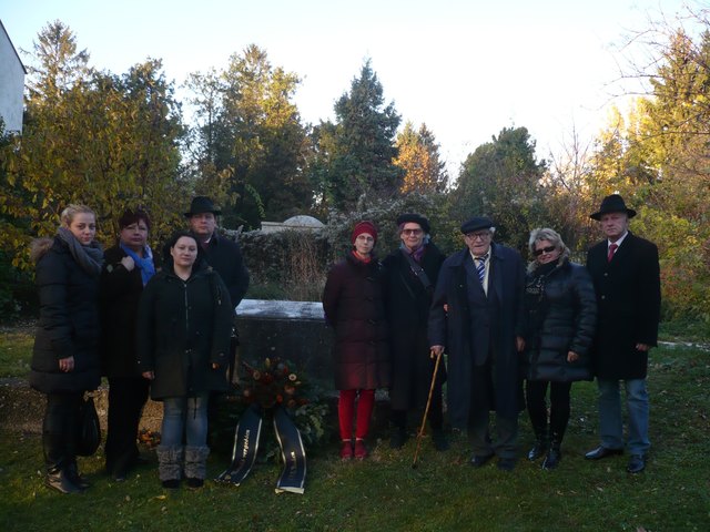 Martina Kraupa, Mag. Eveline Elisabeth März, Robert Vorberg, SJ-Baden Vorsitzende GRin Nedina Malinovic, Valerie Kalnein, Naomi Dutzi