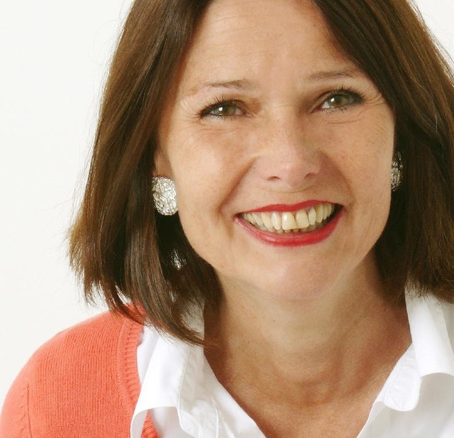 Charmaine Liebertz propagiert Lernen mit Kopf, Herz, Hand und Humor.