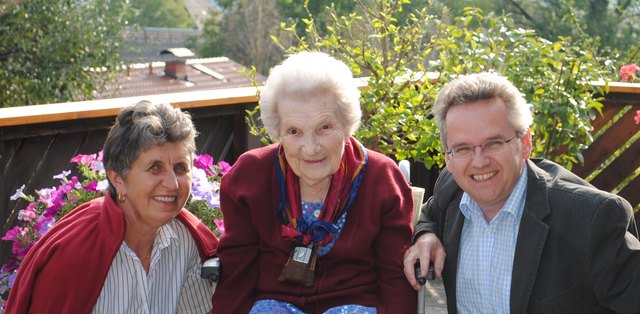 Gratulierten Gertrud Christandl zum 101. Geburtstag: Dobernig (l.) und Scherwitzl