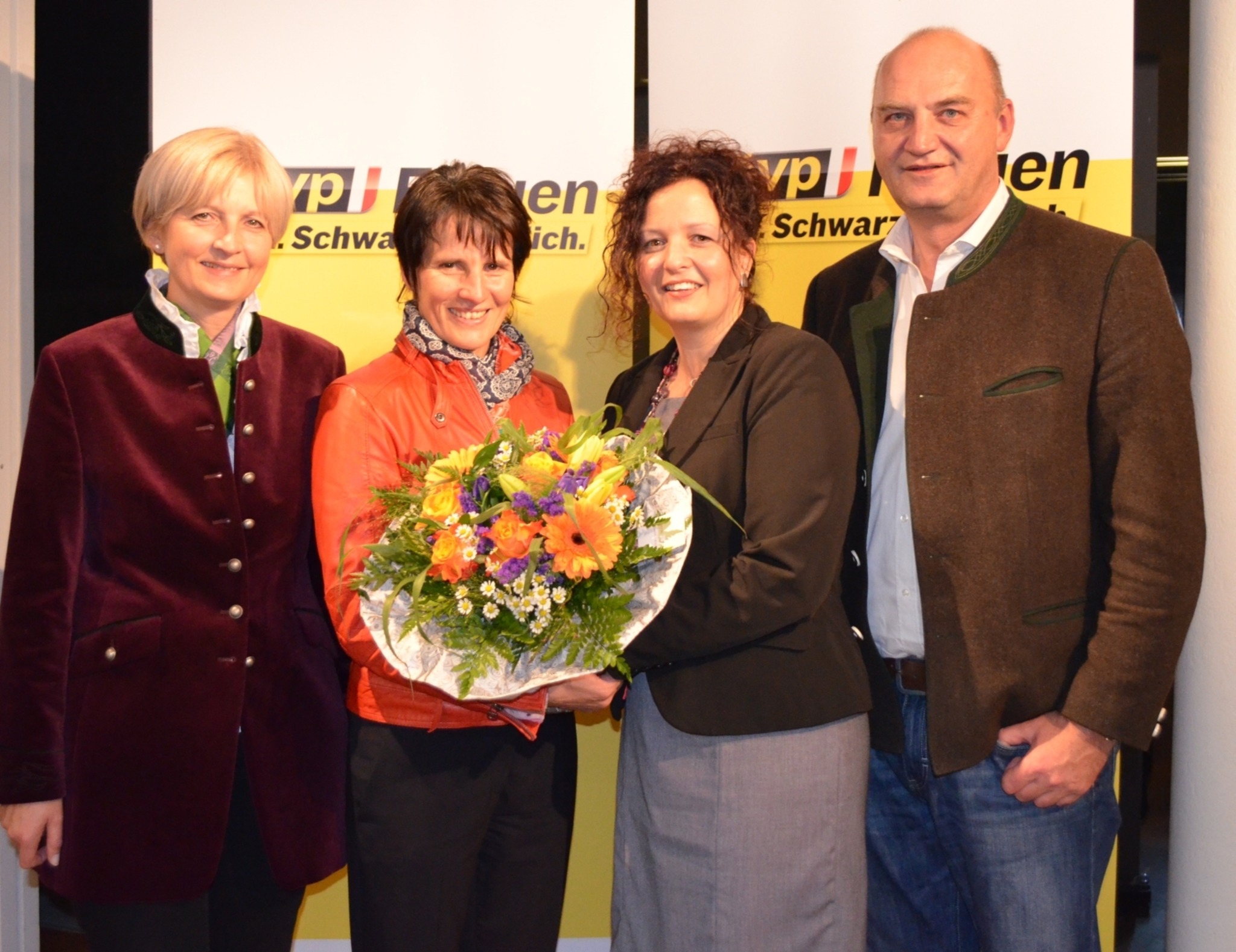 Neues F hrungsteam Der O VP Frauen Kirchdorf neues-f-hrungsteam-der-o-vp-frauen-kirchdorf