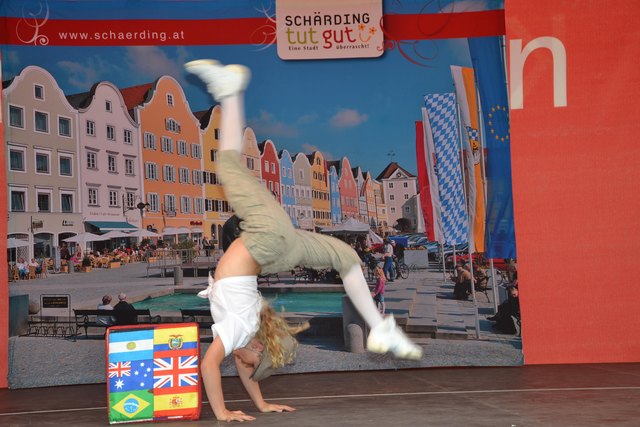 Schüler der Ballettschule Krejsa zeigen ihr Können. | Foto: Stadtgemeinde Schärding
