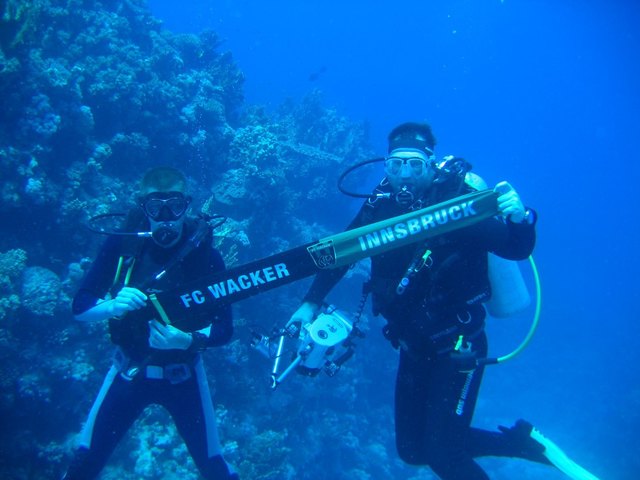 FC Wacker Innsbruck - Auch Unterwasser immer dabei. Lahami Bay, Ägypten / Flo & Walter Lackner