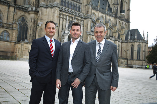 Christian Wimberger (M.), Franz Wimberger (r.) und Prokurist Norbert Königsecker. | Foto: wimberger