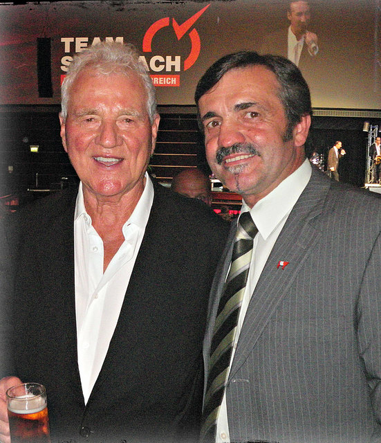 Obmann Frank Stronach mit seinem Vize-Landeschef für Oberösterreich Leo Steinbichler.
