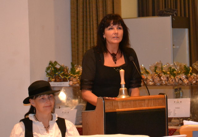 Elisabeth Blum begrüßte die Gäste. Sie folgt Edith Paischer nach deren Rücktritt im Vorstand nach.