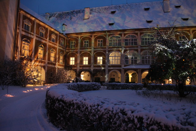 Sizilianischer Advent im Schlosshof Stainz