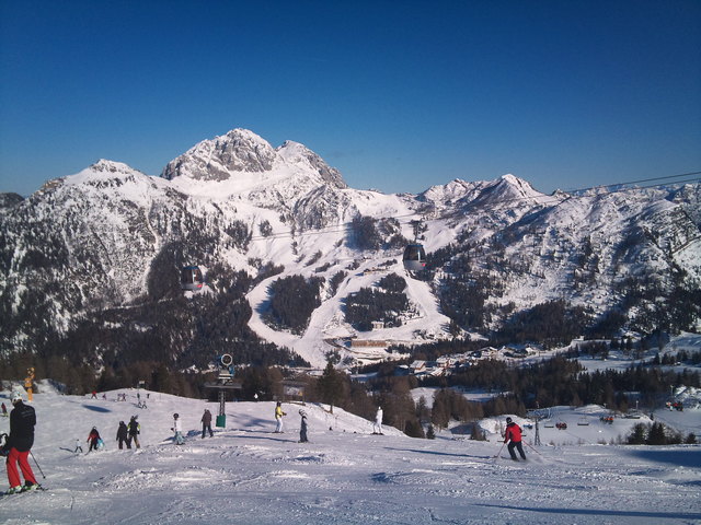 Blick von der Bergstation des Millenium-Express (Madritsche) auf den Gartnerkofel.