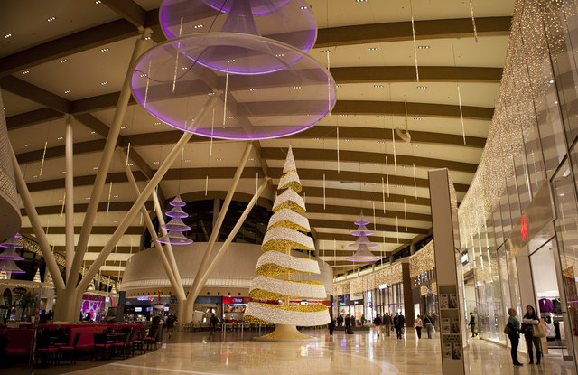 Die edle Welser Weihnachts-beleuchtung im G3 Shoppingresort Gerasdorf. | Foto: Blachere Illumination