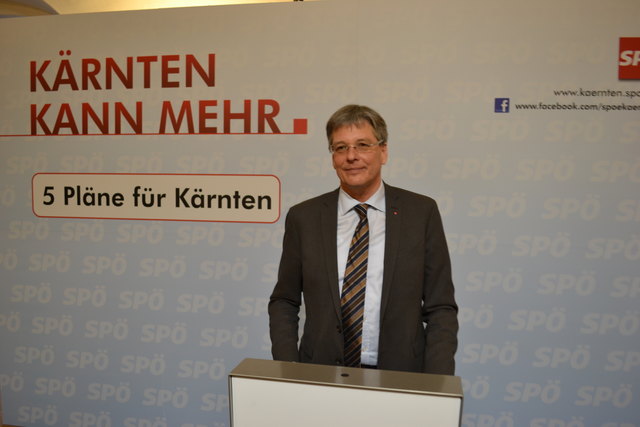 „Wir sind überzeugt: Kärnten kann mehr! Gemeinsam geht’s! Wenn die SPÖ stärkste Kraft wird und den Landeshauptmann stellt, können wir auch sagen: Willkommen daheim“, stellt Kaiser fest. Neben den inhaltlichen Ausrichtung gehe es Kaiser auch um einen anderen politischen Stil, der sich durch Ehrlichkeit, Anständigkeit und Respekt vor den politischen Mitbewerbern auszeichnet.