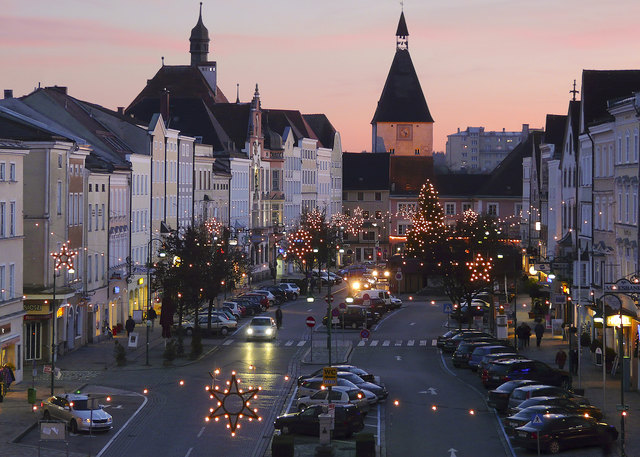 Wunsch ans Christkind: "Freie Finanzspitzen erwirtschaften, damit wir uns an weng rührn können." | Foto: Tourismus Braunau