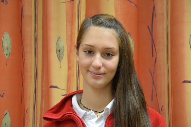 Anna-Maria Eisenbauer, 19, aus Purgstall, macht ein freiwilliges Sozialjahr beim Roten Kreuz in Allentsteig
