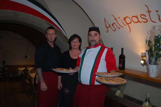Alex, Lisa und Enzo freuen sich auf Ihren Besuch