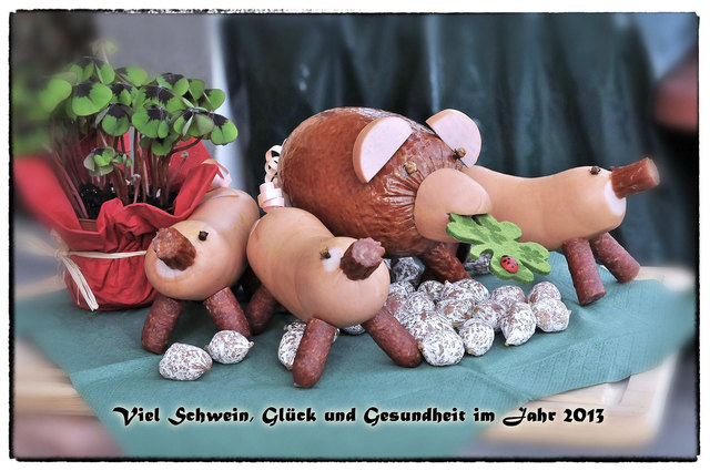 Der etwas andere Glücksbringer. Überbracht von liebenswerten Nachbarn.