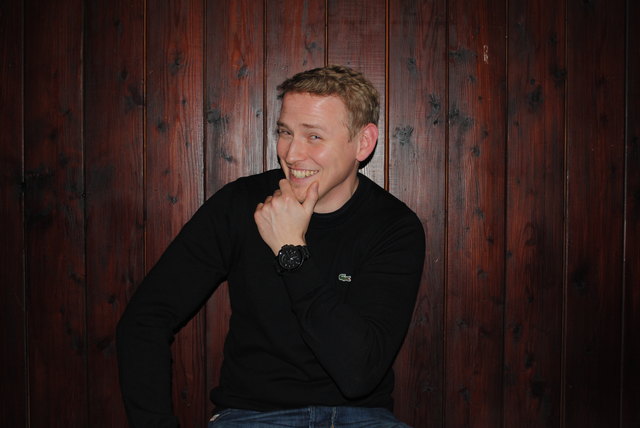 Bernhard Bernstein, 31, Bankangestellter
Warum willst du Faschingsprinz werden? "Weil ich schon alle anderen Titel gewonnen habe und den des Faschingsprinzen auch noch ergattern will!" | Foto: Petra Bukowsky