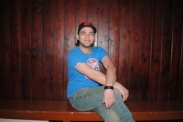Markus Sedlacek, 32, Angestellter
Warum willst du Faschingsprinz werden? "Weil ich ein Frosch bin und gerne von meiner Prinzessin zum Prinzen geküsst werden will!" | Foto: Petra Bukowsky