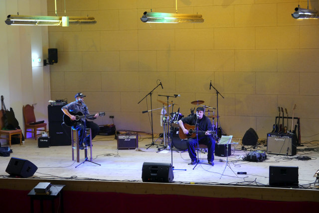 "Benji & Flo Acoustixxx"
