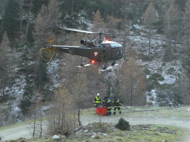 Beim großen Waldbrand in der Teuchl 2011 kam Hilfe aus der Luft vom Bundesheer