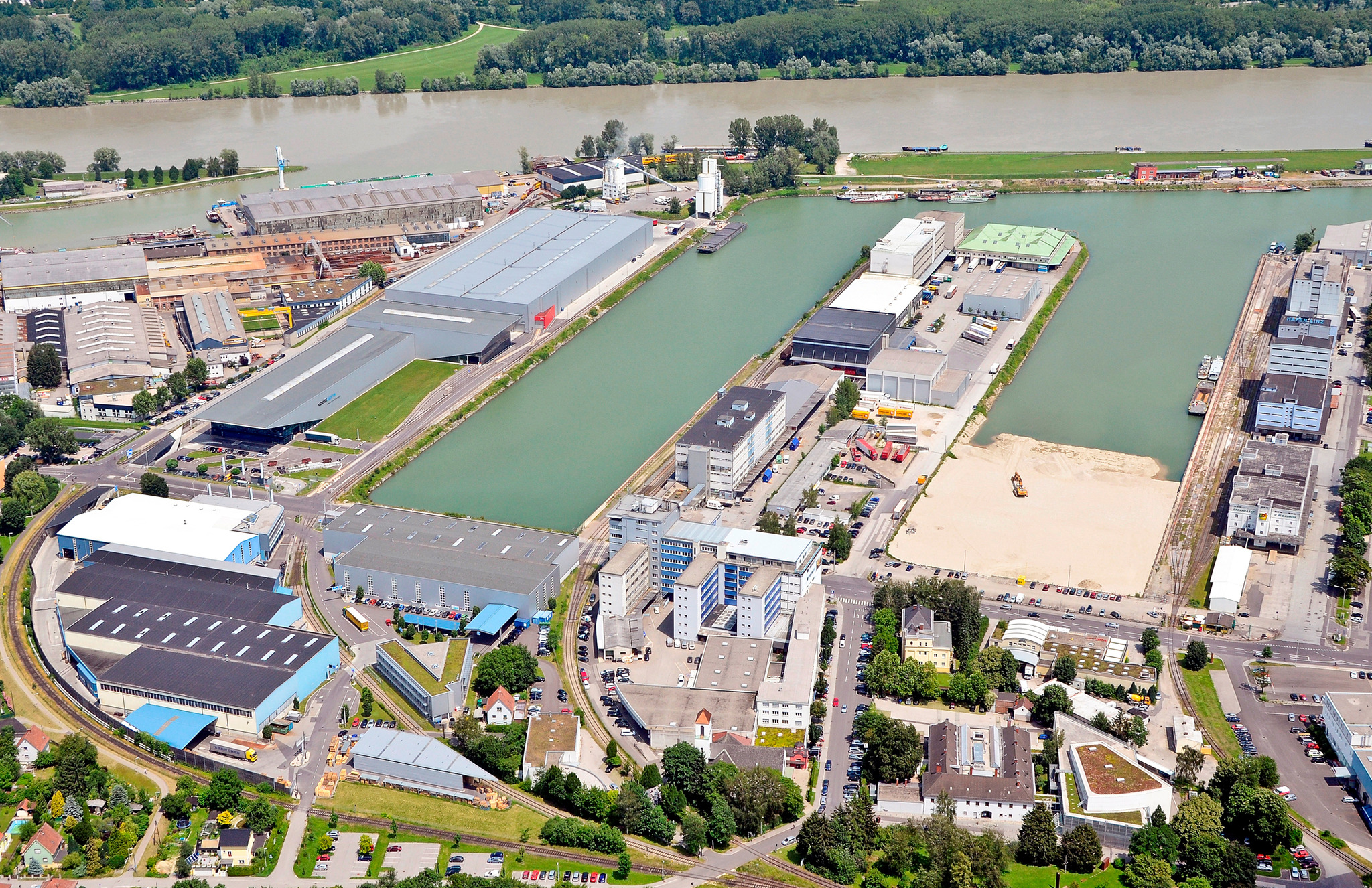 Linz bleibt dominierender Hafen-Standort - Linz